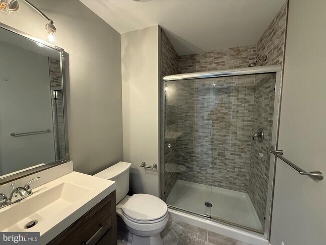 Building Photo - 28 Drewes Ct