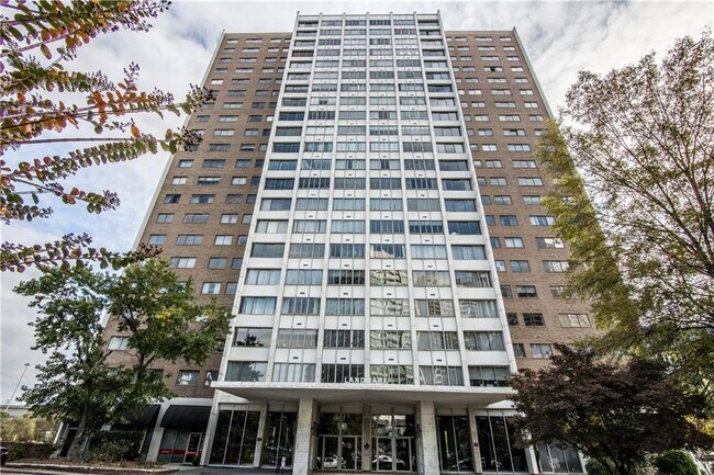 Building Photo - 215 Piedmont Ave NE