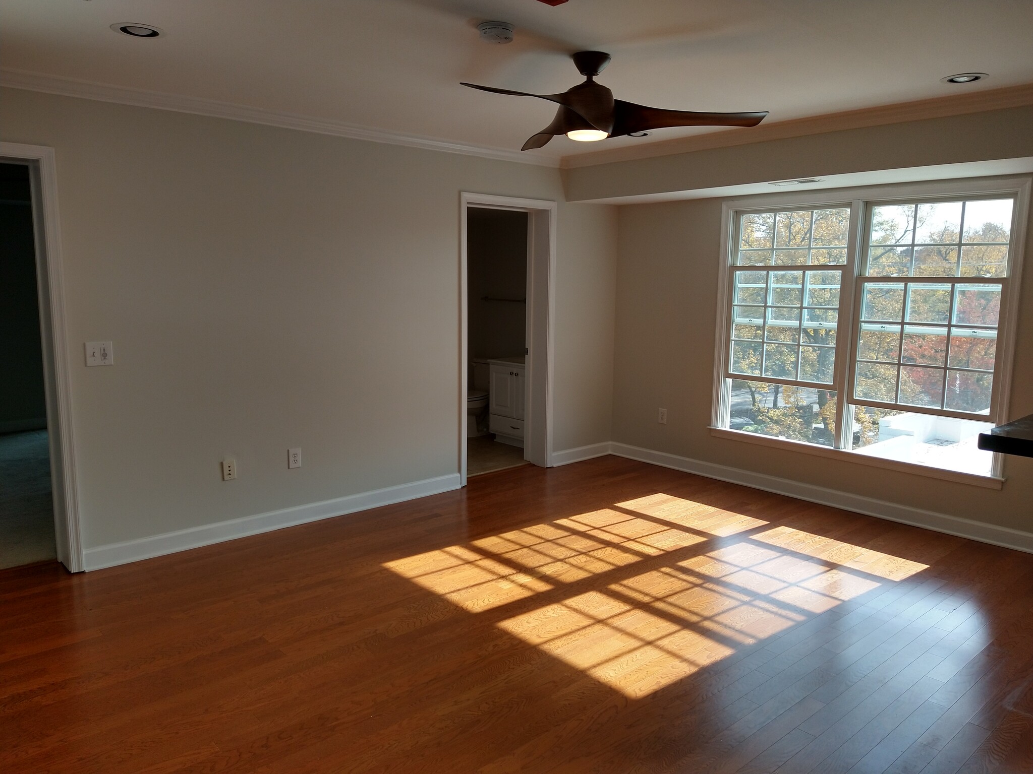 Building Photo - 5414 1st Pl NW