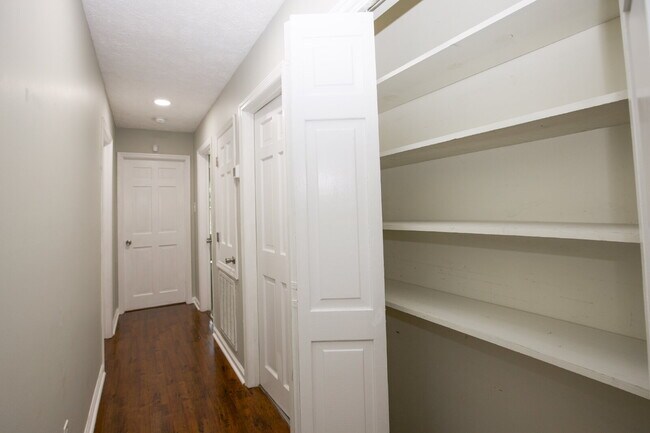 Building Photo - Southern Pines Retreat: Cozy 3-Bedroom Hom...