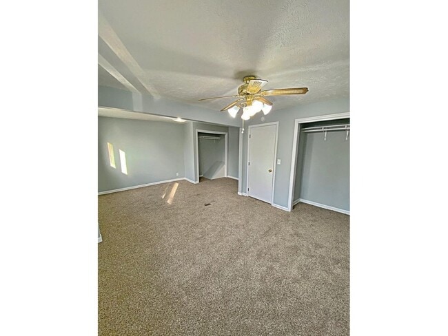 Building Photo - 4707
