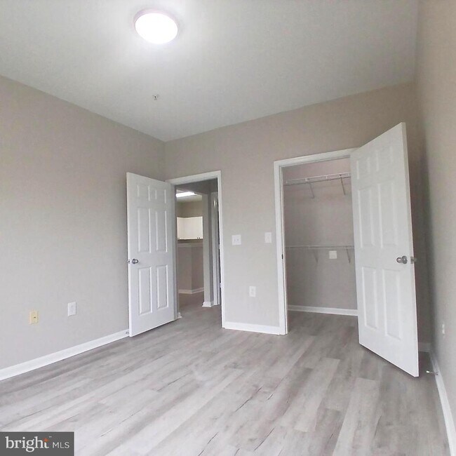 Building Photo - 11320 Aristotle Dr