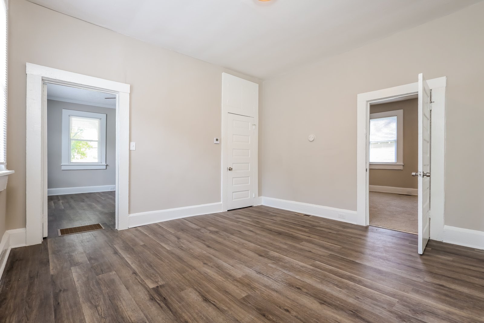 Building Photo - 2 Beechwood Heights