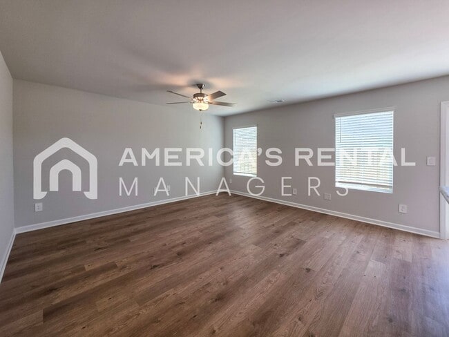 Building Photo - New Construction! Spacious Dual Level Townhome with Attached Garage for Rent in Decatur, AL! DEPO...