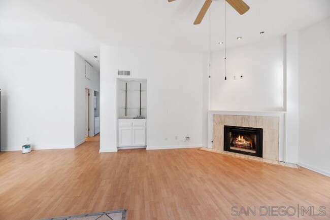 Building Photo - 5170 Clairemont Mesa Blvd