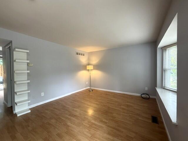 Building Photo - 3485 Burbank Dr