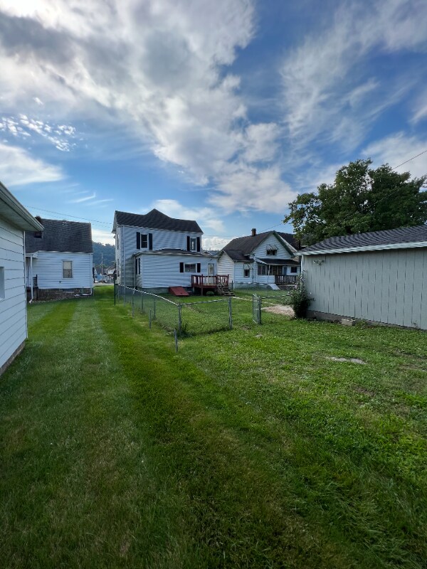 Building Photo - 3641 Central Ave