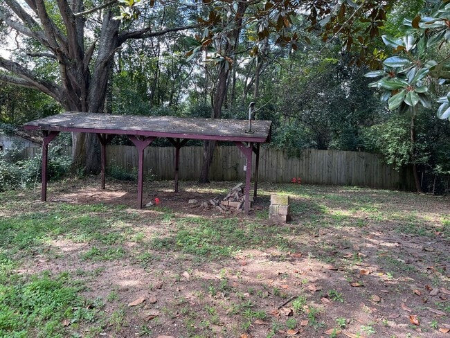 Building Photo - Rent NOW! Charming and spacious historic home in Porterdale Village featuring three bedrooms, two...