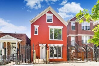 Building Photo - 1821 S Fairfield Ave