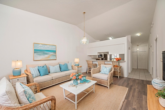 Building Photo - 3 bedrooms Port Orange