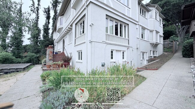 Building Photo - Fully furnished studio condo in Berkeley next to Campus, includes all utilities $1800