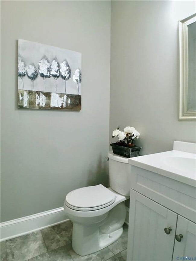 Building Photo - Beautifully renovated 2-story home with ensuite near Brookland Park Blvd