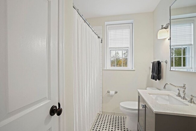 Building Photo - 3810 39th St NW