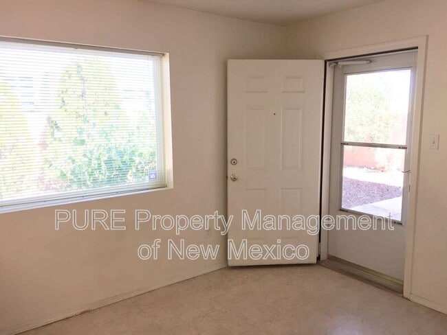 Building Photo - 5609 Crown Ridge Rd NW