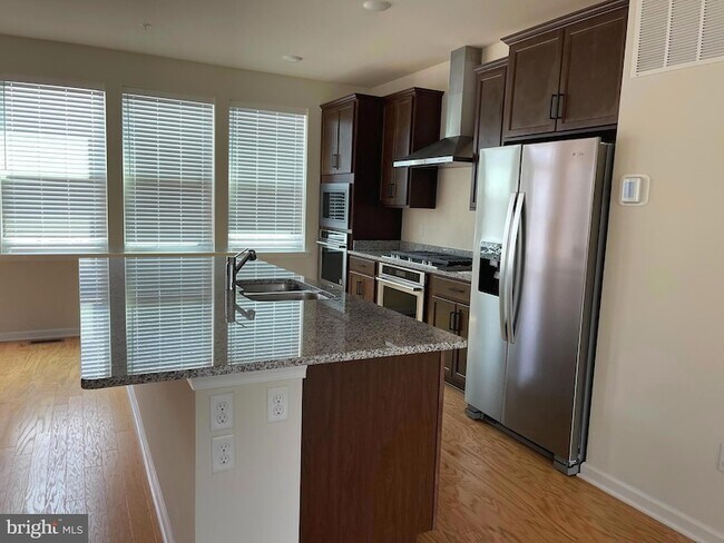 Building Photo - 103 Vaughn Dr Ext