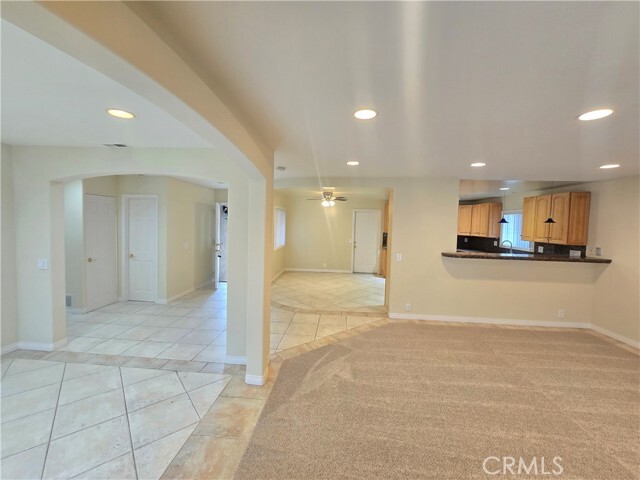 Building Photo - 10362 Shalom Dr