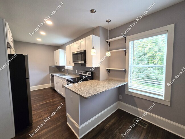 Building Photo - 1628 Orlando St SW