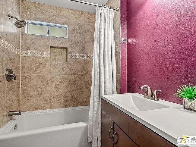 Building Photo - 313 Kona Ln