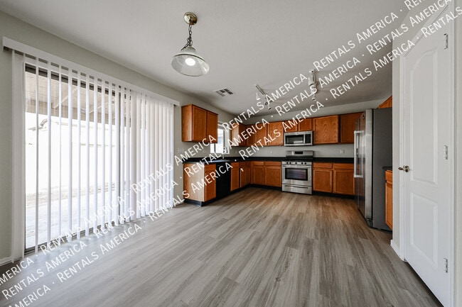 Building Photo - 6234 W Southgate St