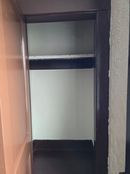 Building Photo - 3931 Bell St