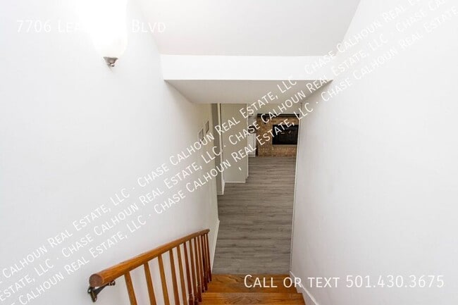 Building Photo - 7706 Leawood Blvd