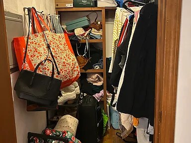 Building Photo - 11 Hallmark Gdns