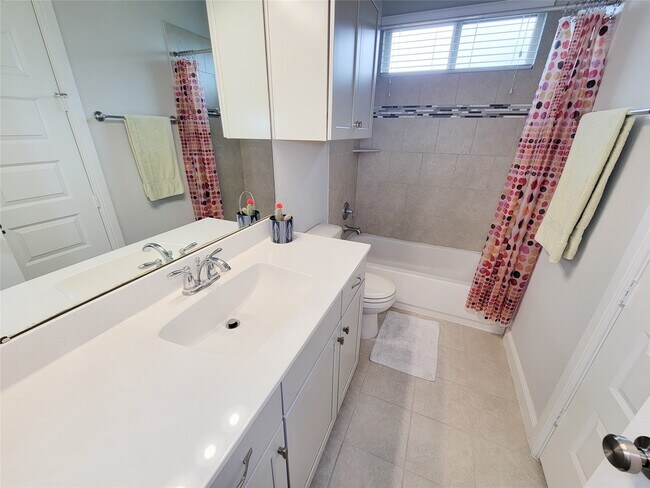 Building Photo - 17710 Dawn Ml Ln