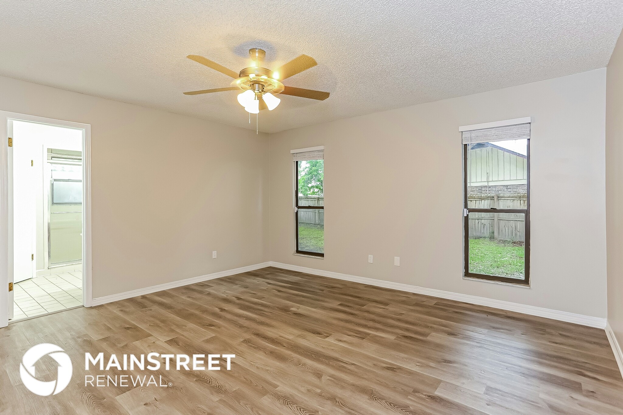 Building Photo - 450 Segovia Dr