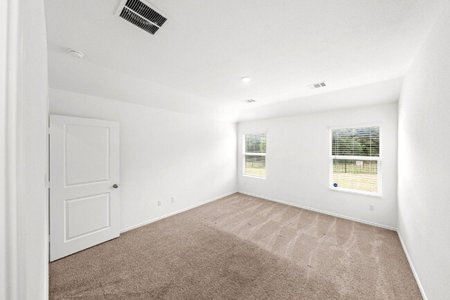 Building Photo - Ready NOW! Greenbelt Wooded Views