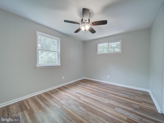 Building Photo - 8606 London Ct