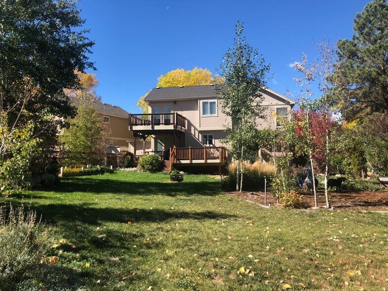 Building Photo - 5870 S Rock Creek Dr