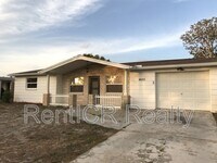 Building Photo - 4655 Koala Dr