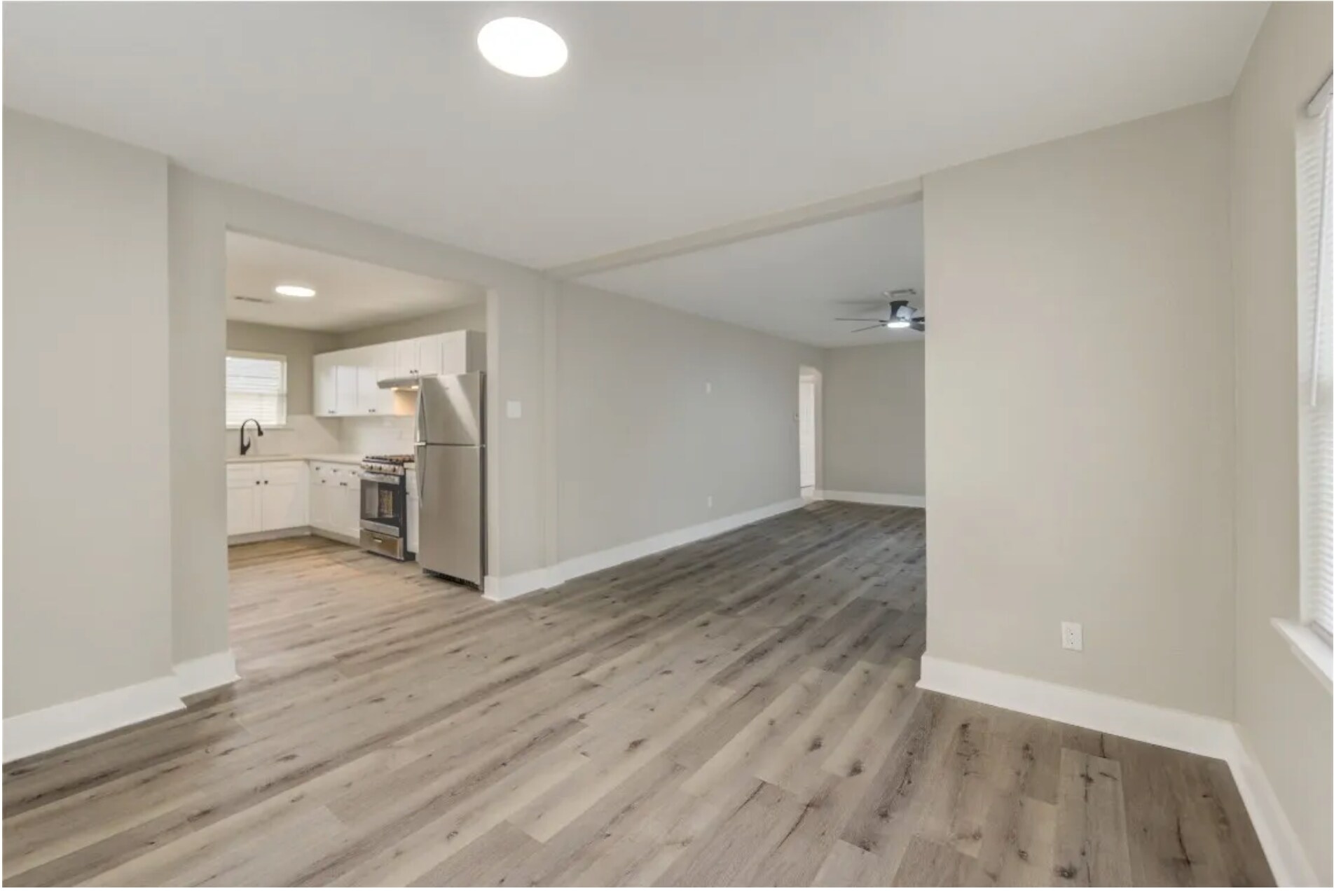 Building Photo - 6603 Narcissus St