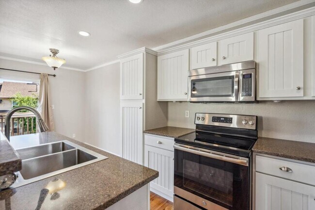 Building Photo - 3135 Capstan Way