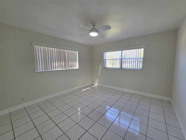 Building Photo - 8000 Fairview Dr