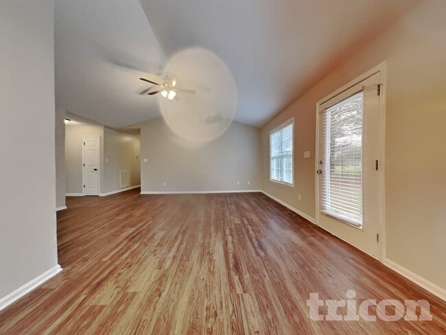 Building Photo - 69 Gray Ghost St