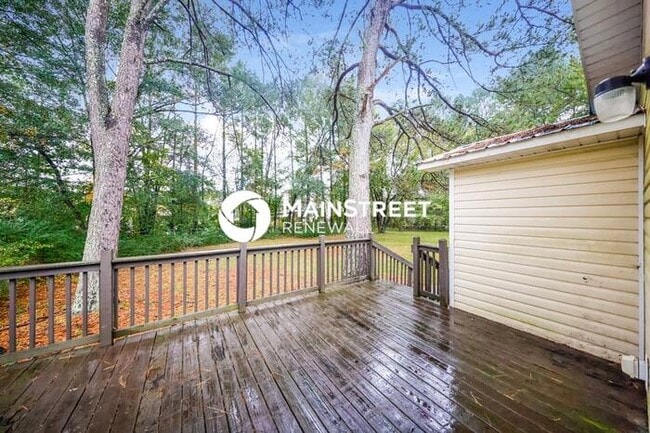 Building Photo - 3 Bedroom Pet-Friendly Home in Bessemer, A...