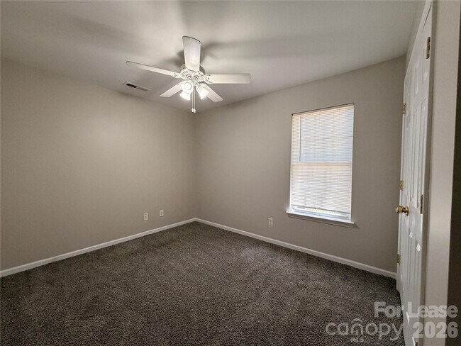 Building Photo - 4413 Gondola Ave