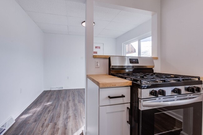 Building Photo - 80 Beltzhoover Ave