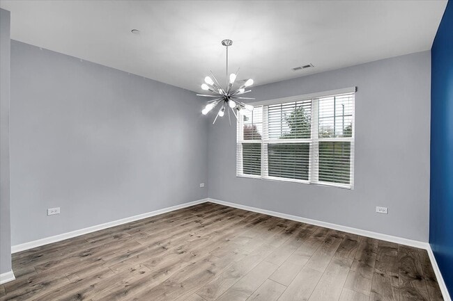 Building Photo - 912 Bradford Dr