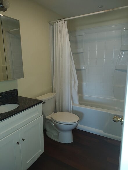 Building Photo - 251 Central Ave