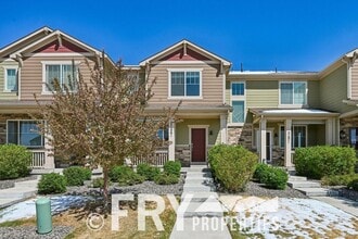 Building Photo - 3BR Home w/ Attached Garage + Easy Commute to Denver & DIA