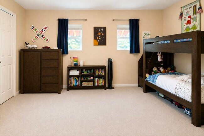 Building Photo - 90 Clavel Ct