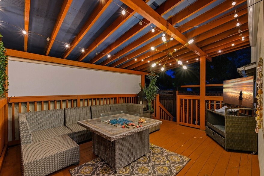 Building Photo - 709 Minnesota Ave