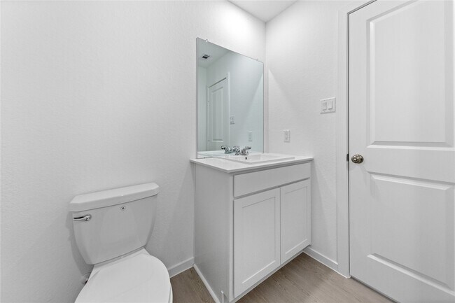 Building Photo - 5119 Red Drum Dr