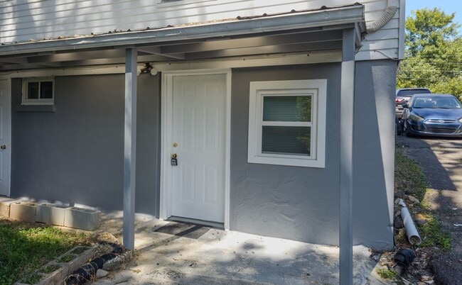 Primary Photo - South Knoxville - Clean 2 Bedroom, 1 Bath,...