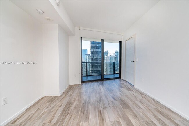 Building Photo - 801 S Miami Ave
