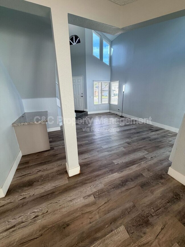 Building Photo - 13110 Mohican Dr