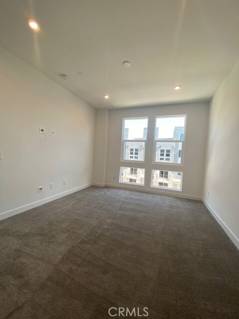 Building Photo - 1411 W Cara Dr