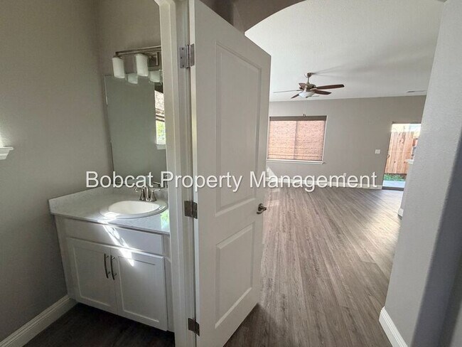 Building Photo - 1334 Campagni Ln